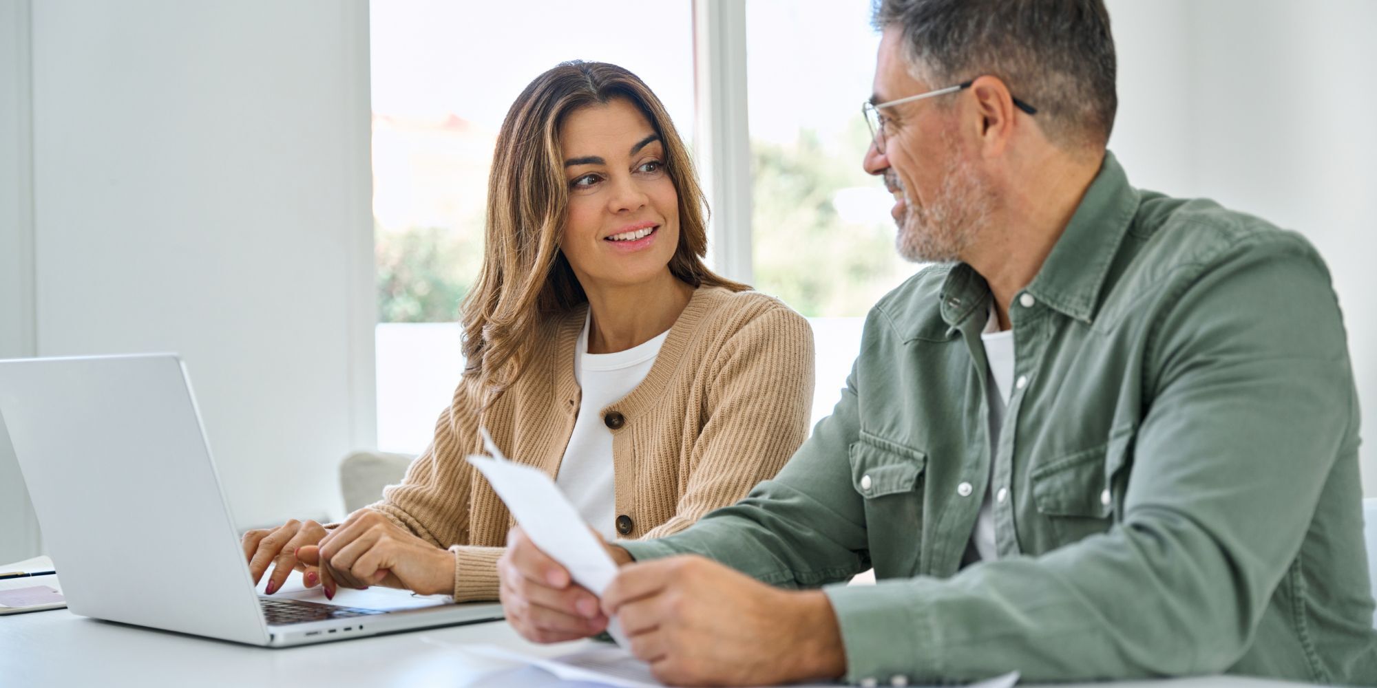 couple discussing finances