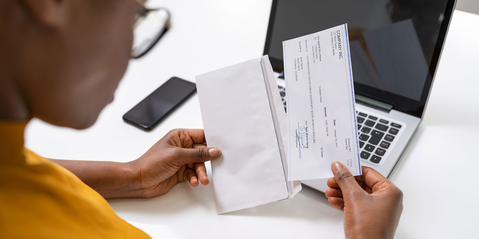 How to choose the right payroll service provider
